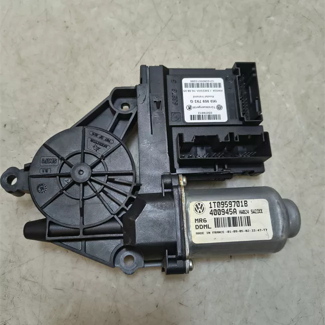 Motorino alzacristallo porta anteriore sinistro