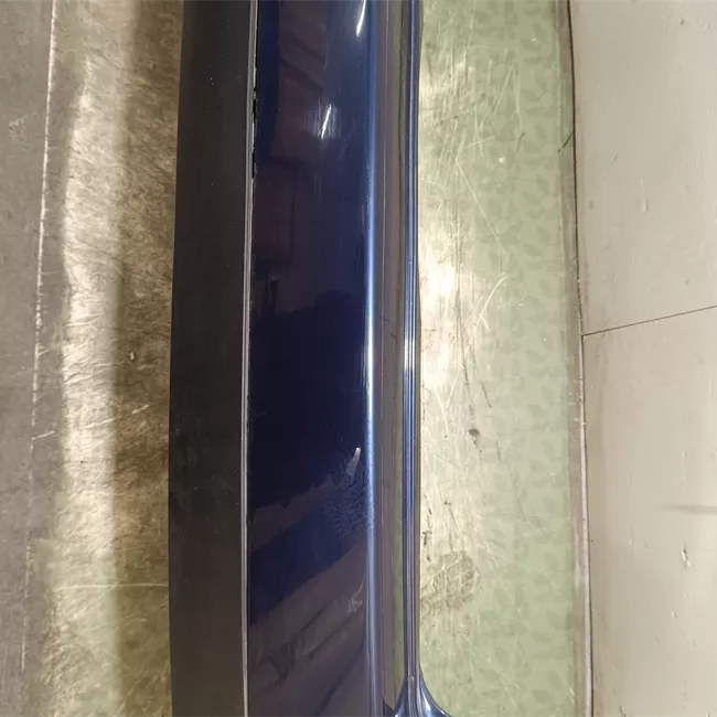 Paraurti posteriore con primer