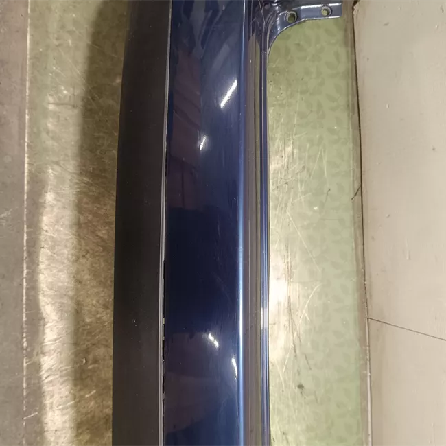 Paraurti posteriore con primer