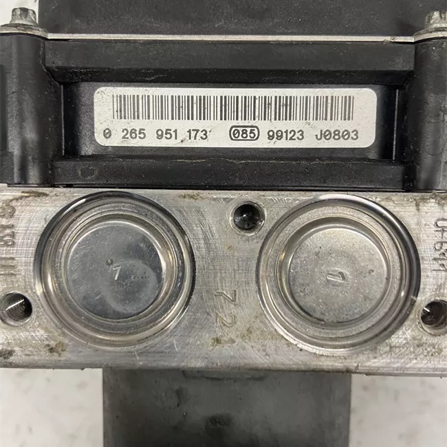 Aggregato ABS t.8K8A011501> con ESP