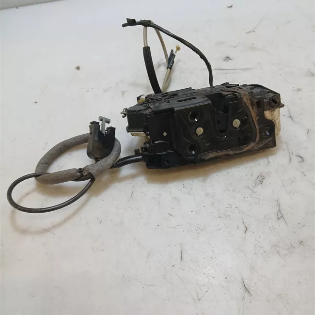 Serratura porta anteriore sinistra