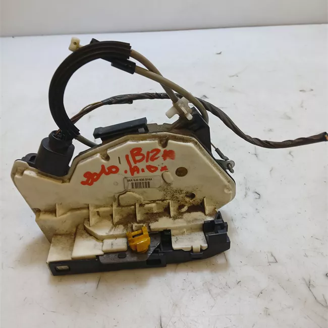 Serratura porta anteriore destra