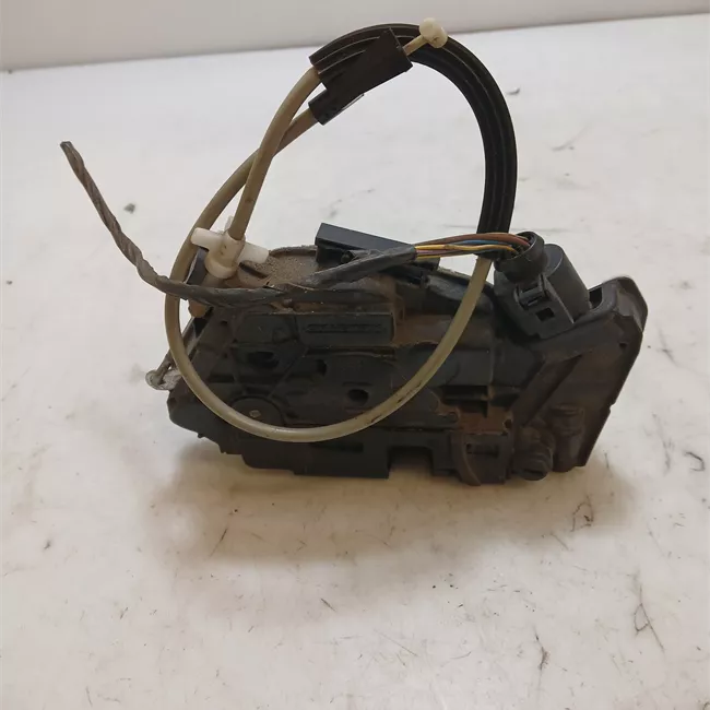 Serratura porta anteriore destra