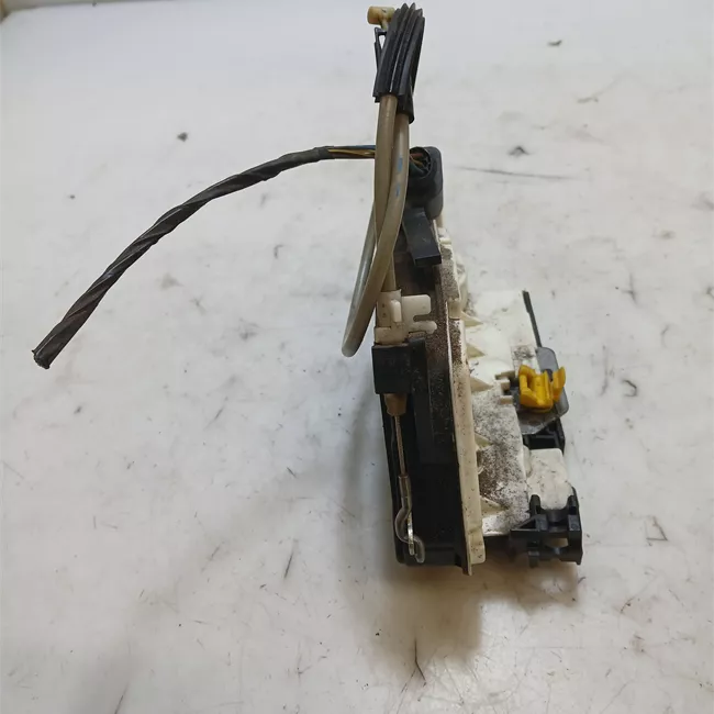 Serratura porta posteriore sinistra