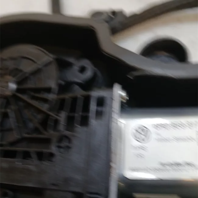 Alzacristallo elettrico porta posteriore sinistro