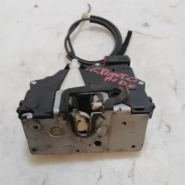 Serratura porta anteriore destra