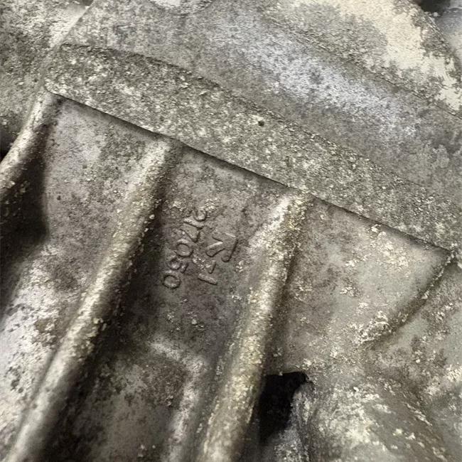 Scatola differenziale centrale sinistra