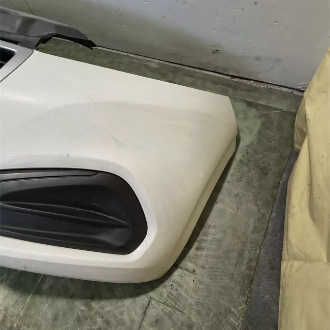 Paraurti anteriore primer