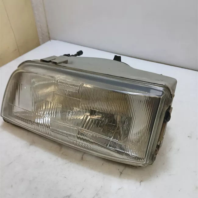 Proiettore sinistro 09/00>