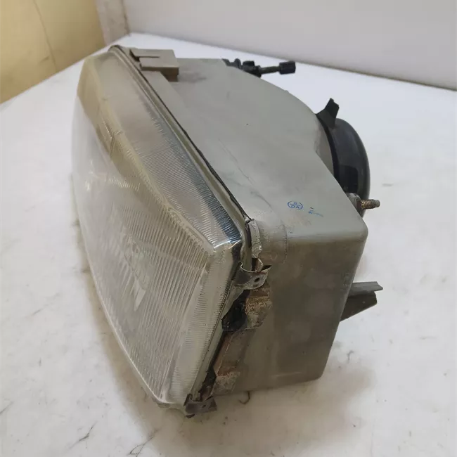 Proiettore sinistro 09/00>