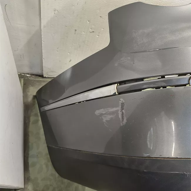 Paraurti posteriore con parktronic primer