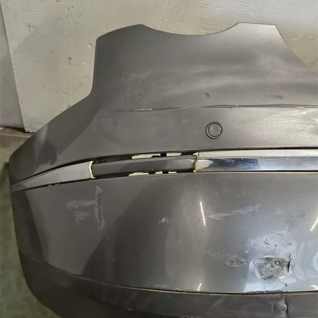 Paraurti posteriore con parktronic primer