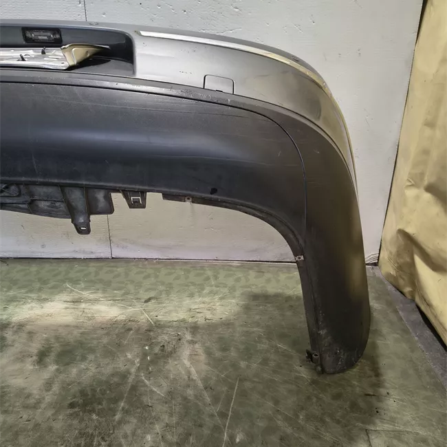 Paraurti posteriore con parktronic primer