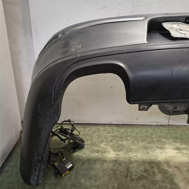 Paraurti posteriore con parktronic primer