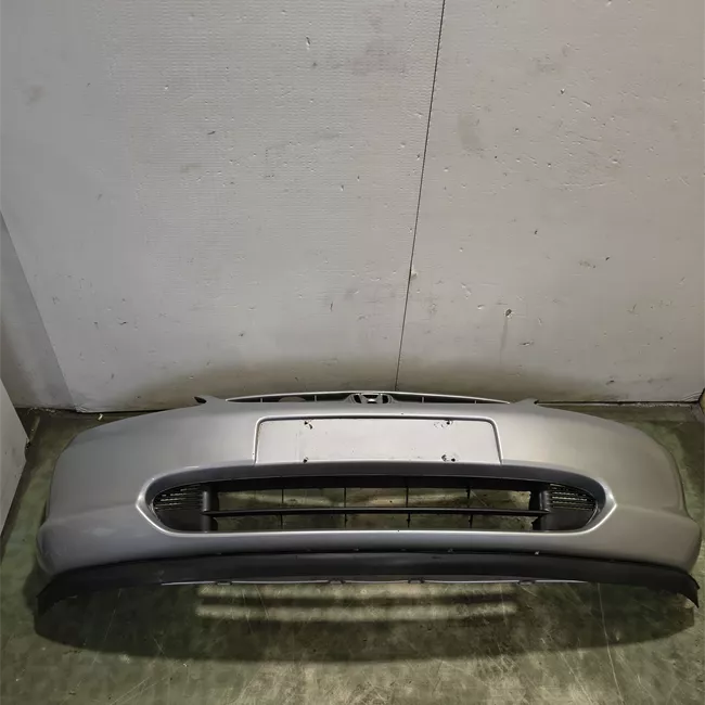 Paraurti anteriore Argento metallico