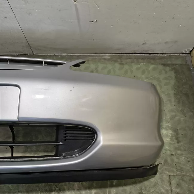 Paraurti anteriore Argento metallico