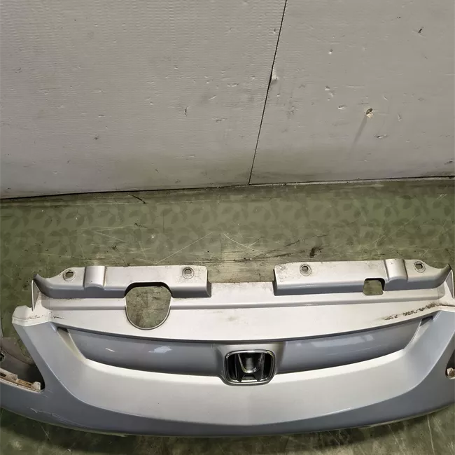 Paraurti anteriore Argento metallico