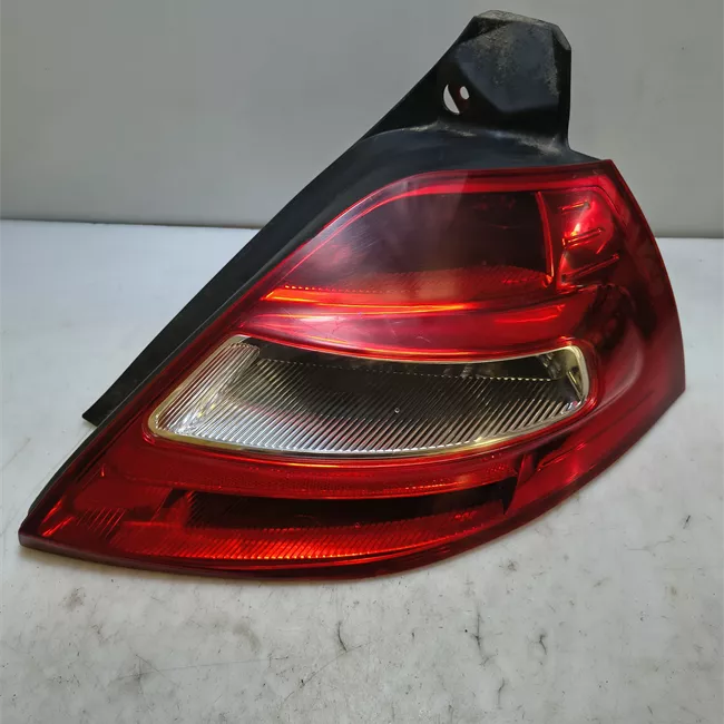 Fanale posteriore destro