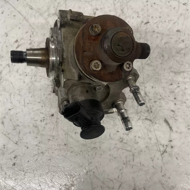 Pompa iniezione rotazionale