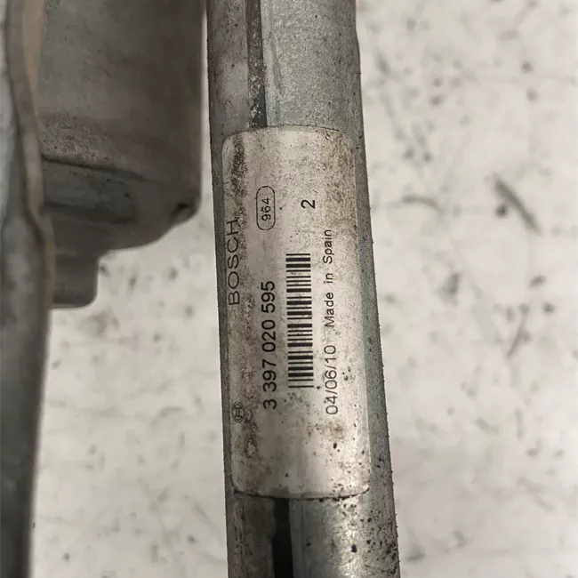 Meccanismo tergiparabrezza con motorino