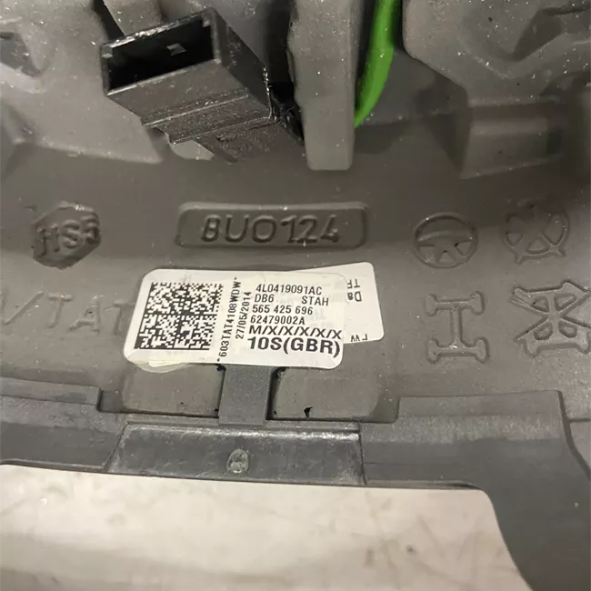 Volante 4 raggi Pelle multifunzione nero