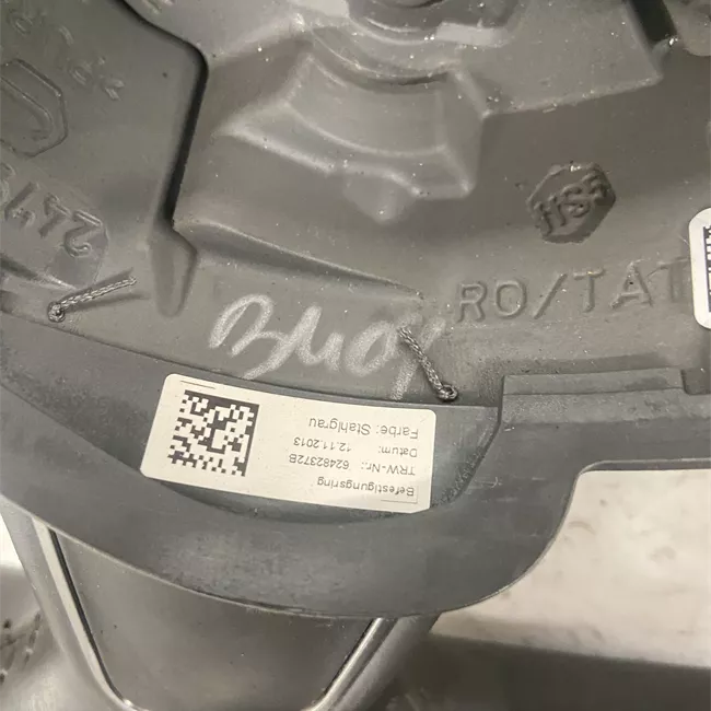 Volante 4 raggi Pelle multifunzione nero