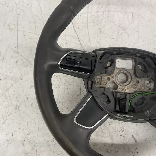 Volante 4 raggi Pelle multifunzione nero