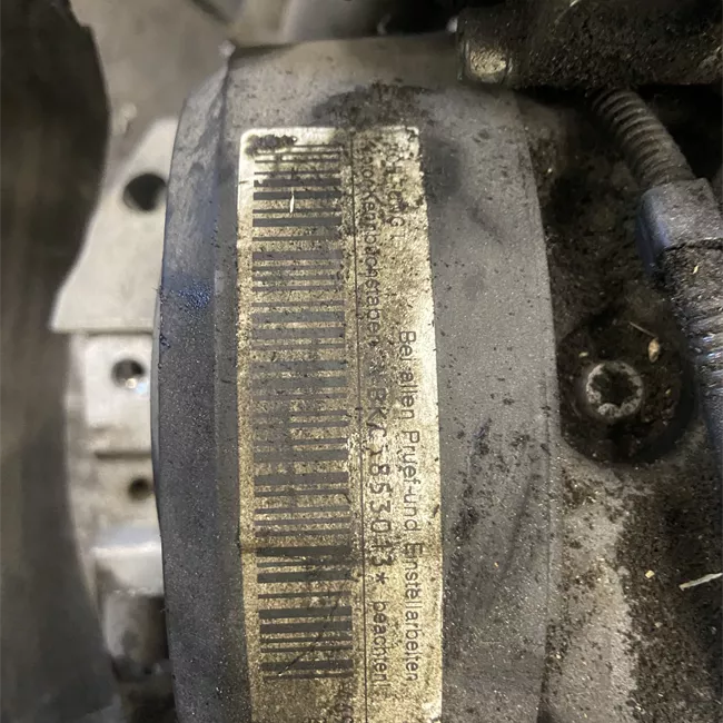 Motore semicompleto rotazionale