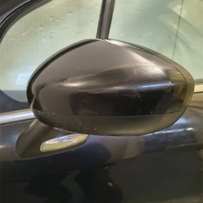 Porta anteriore sinistra