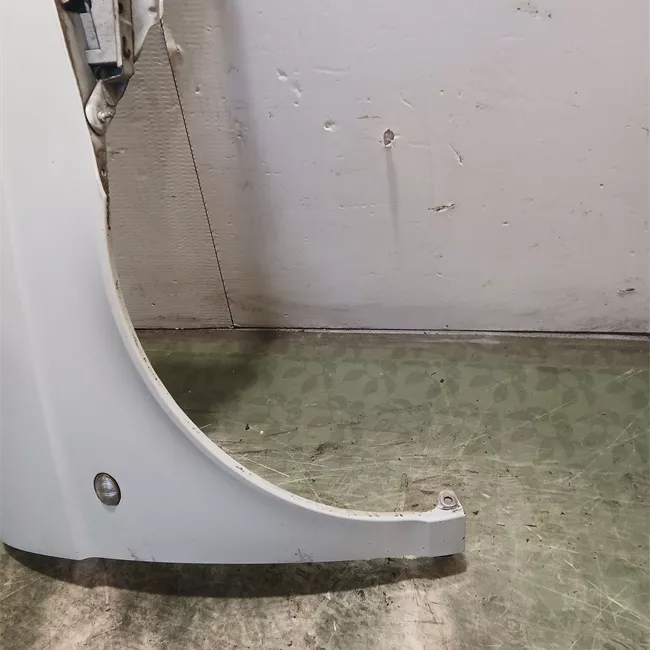 Parafango anteriore destro