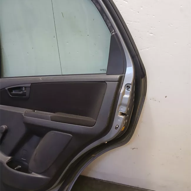 Porta posteriore destra