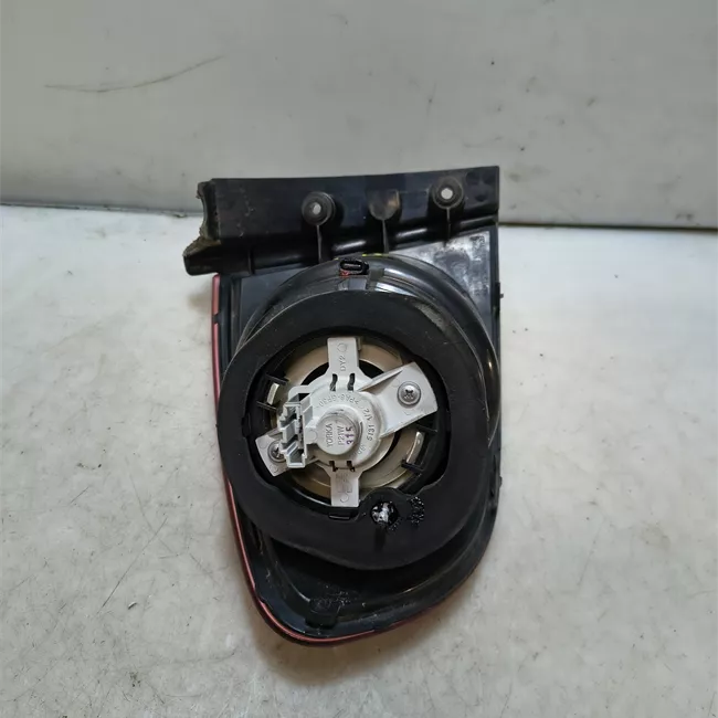 Fanale posteriore destro Nero