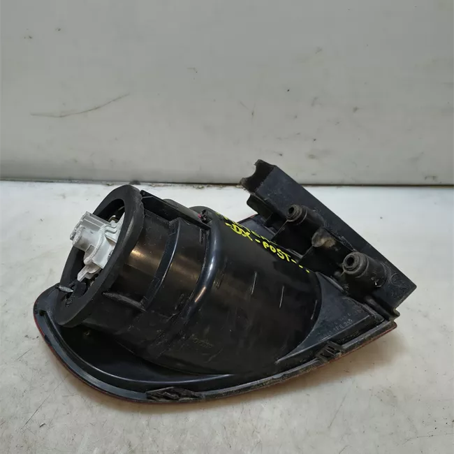 Fanale posteriore destro Nero