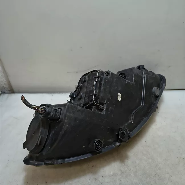 Proiettore sinistro Direzionale