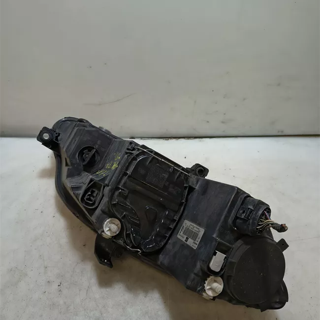 Proiettore sinistro Direzionale