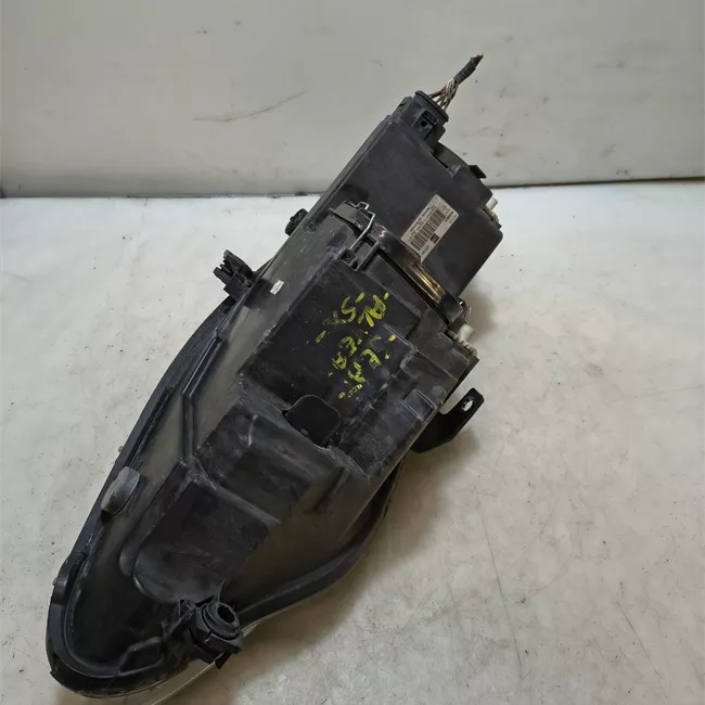 Proiettore sinistro Direzionale