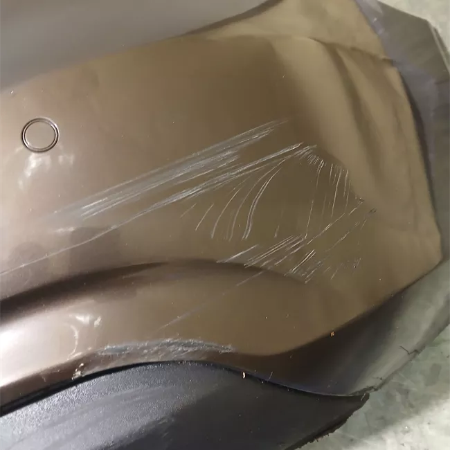 Paraurti posteriore con sensore parcheggio primer