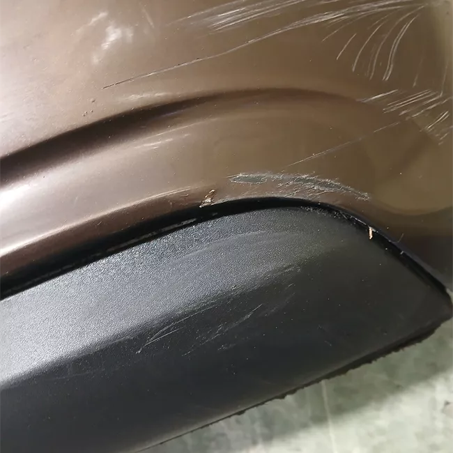 Paraurti posteriore con sensore parcheggio primer