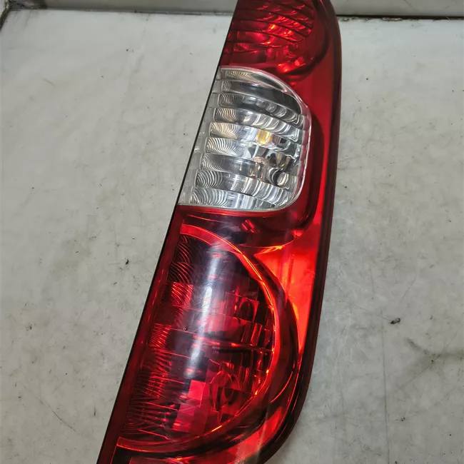 Fanale posteriore destro