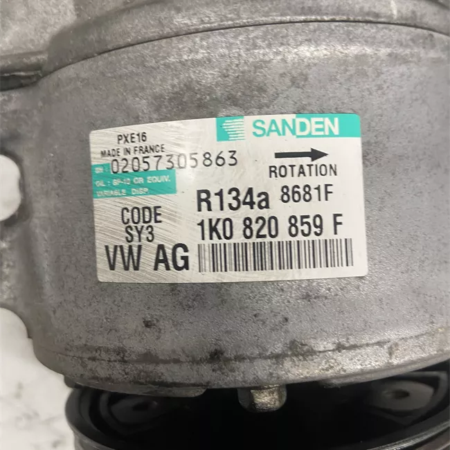 Compressore aria condizionata rotazionale