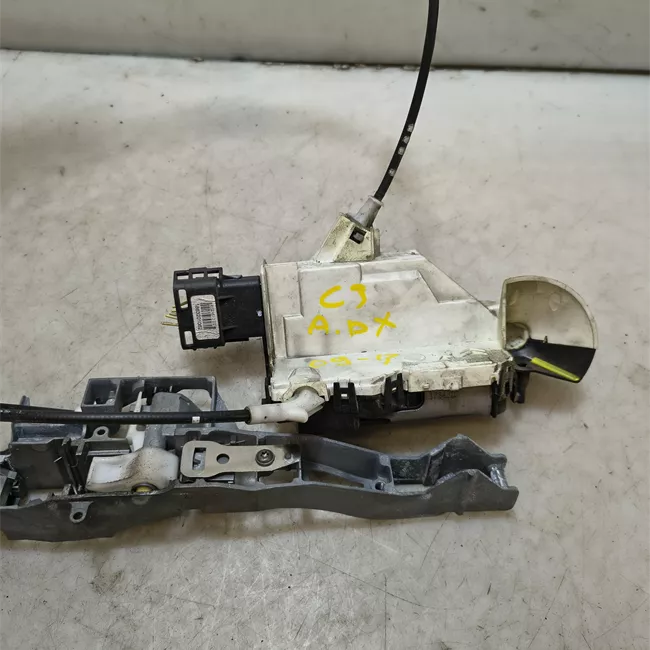 Serratura porta anteriore destra