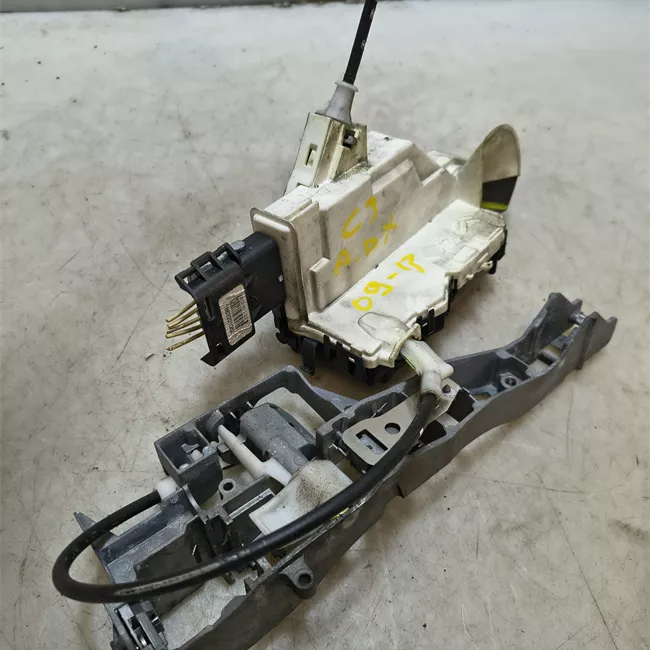 Serratura porta anteriore destra