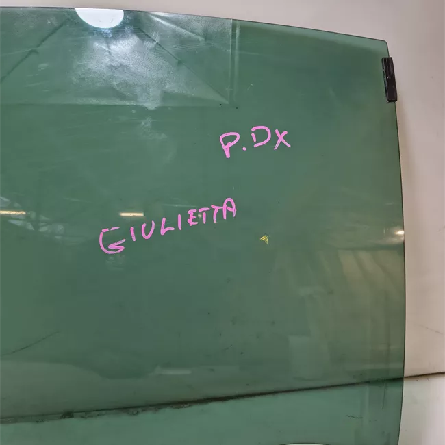 Scendente porta posteriore destro oscurato