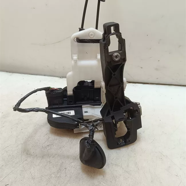 Serratura porta anteriore sinistra