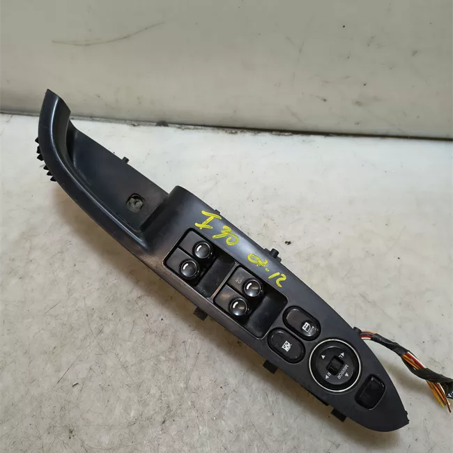 Blocco comandi alzacristalli e retrovisori esterno