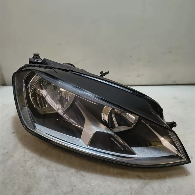 Proiettore destro Alogeno