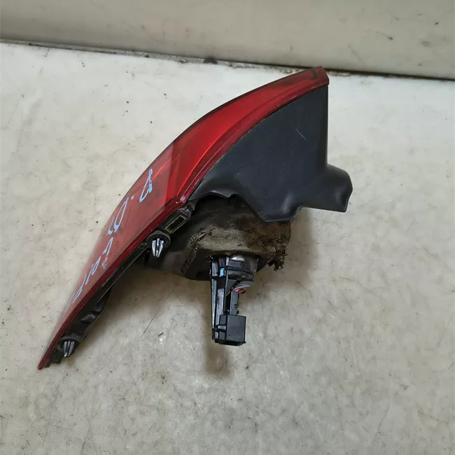 Fanale posteriore parte esterno destro