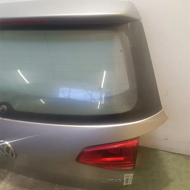 Portello posteriore senza spoiler post