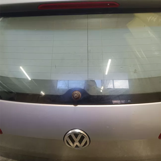 Portello posteriore senza spoiler post