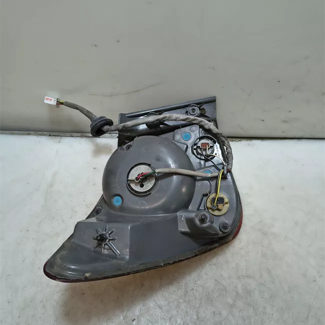 Fanale posteriore parte esterno destro